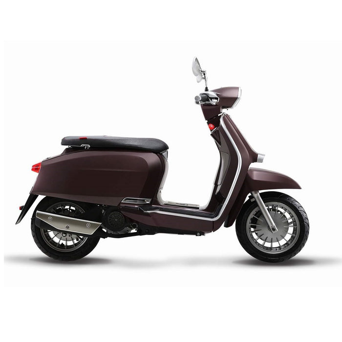 Motorcycle; fuel motorcycles; motorcycle diaries; Road; Scooter; Suzuki Scooter; Scooters; mopeds; moped for sale; FORZA; motorcycle; motorbikes; Road bike; best electric scooter for adults