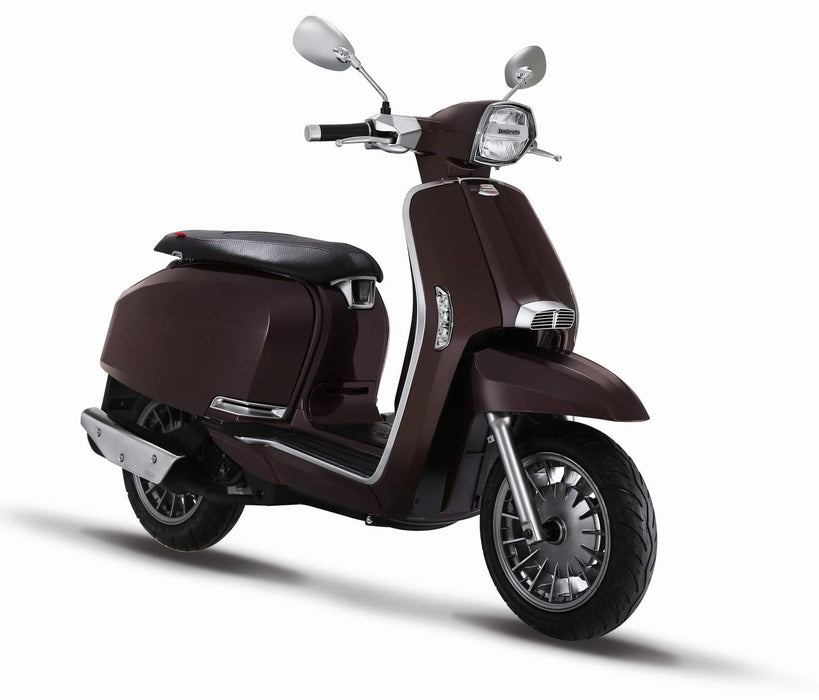 Motorcycle; fuel motorcycles; motorcycle diaries; Road; Scooter; Suzuki Scooter; Scooters; mopeds; moped for sale; FORZA; motorcycle; motorbikes; Road bike; best electric scooter for adults