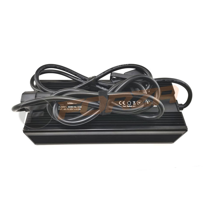 CINECO E-Classic Charger